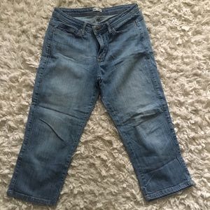 Lee Low Waist Capris